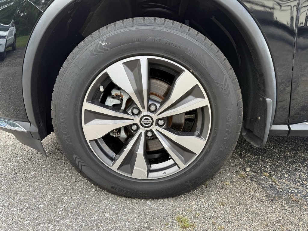 Used 2020 Nissan Murano SV w/ Premium Package image 11