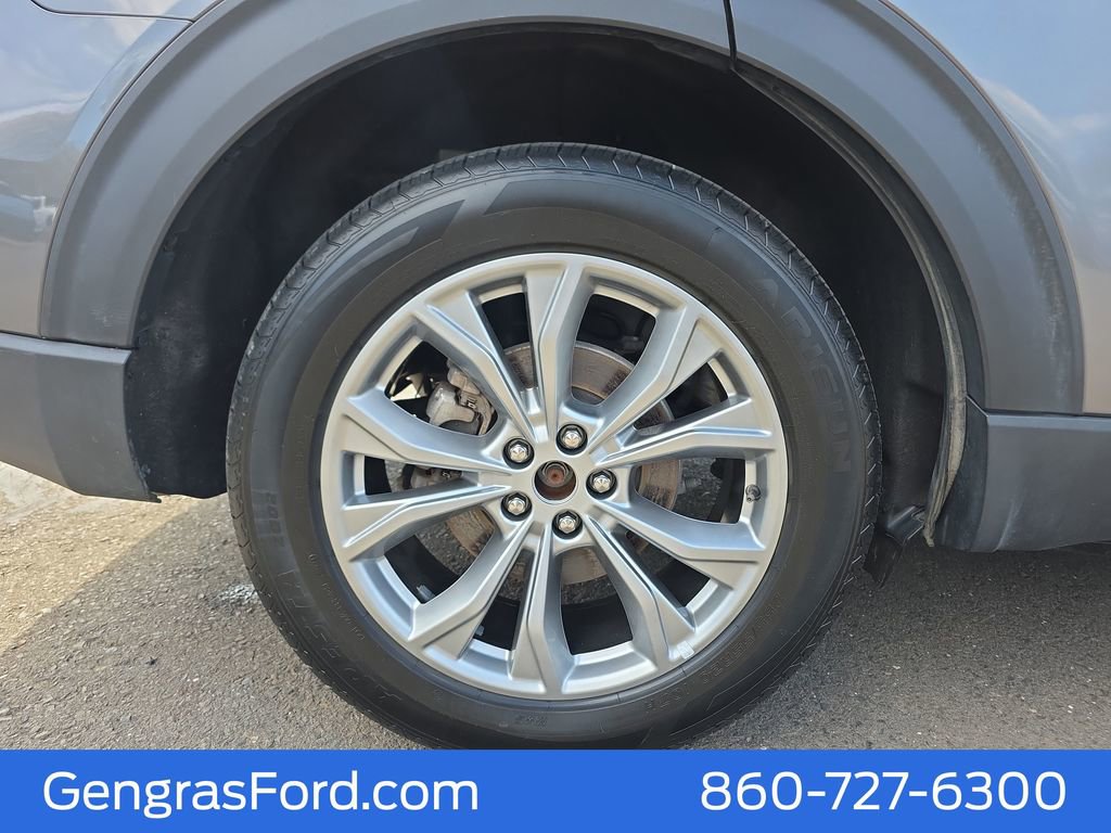 Certified 2023 Ford Explorer Limited AWD/4WD image 10