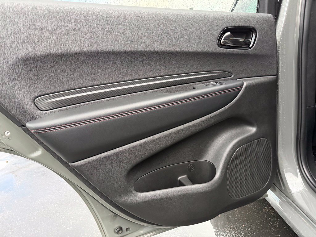 Used 2021 Dodge Durango R/T w/ Blacktop Package AWD/4WD image 15