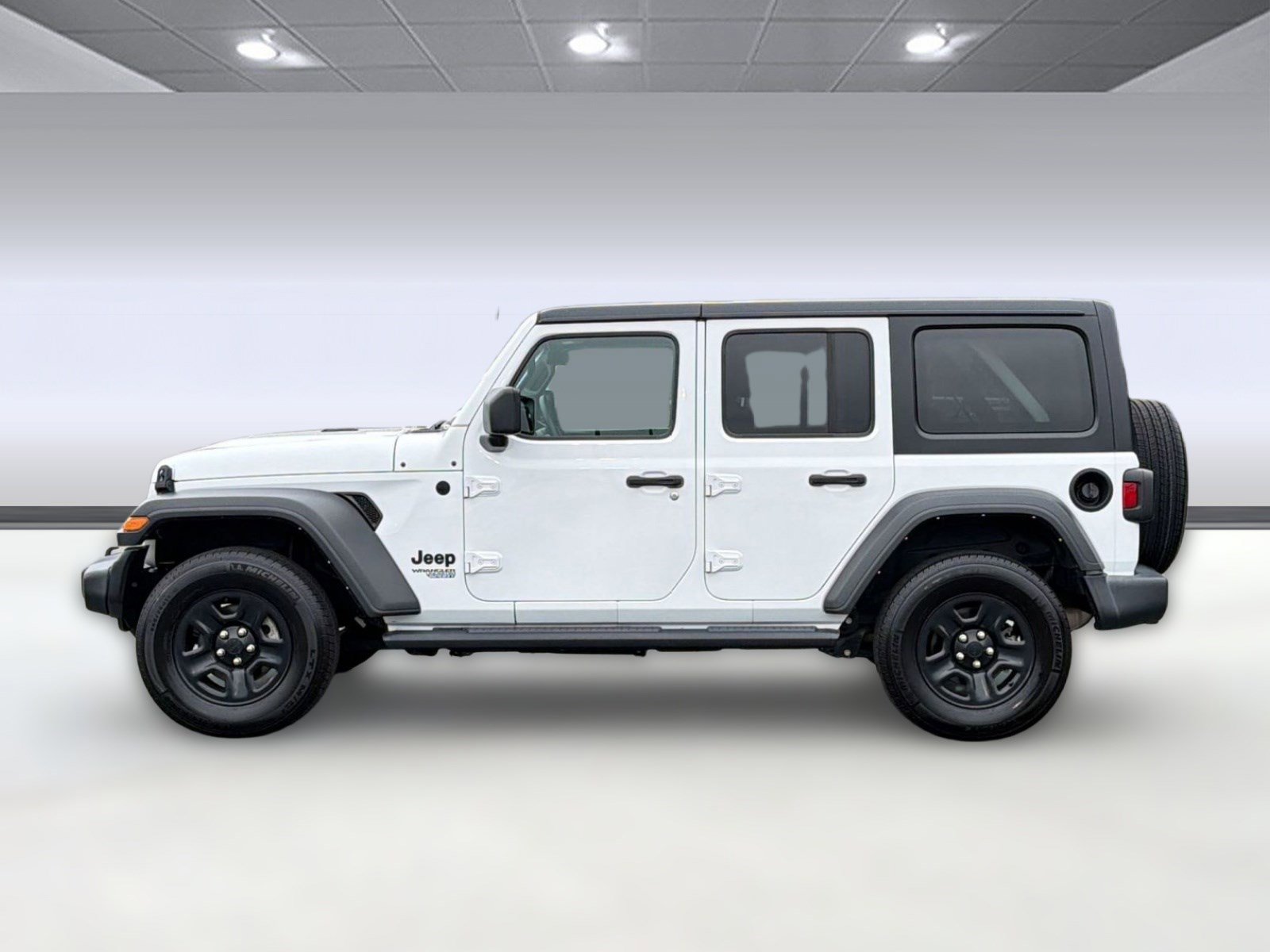 Used 2021 Jeep Wrangler Unlimited Sport AWD/4WD image 2