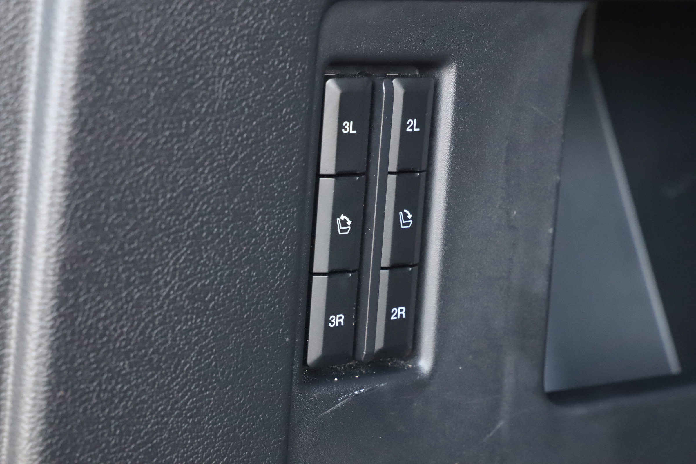 Certified 2023 Ford Expedition Platinum image 9