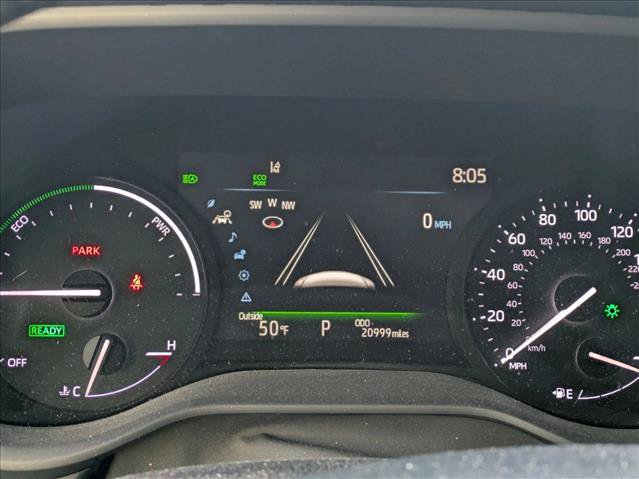 Used 2025 Toyota Sienna XLE AWD/4WD image 11