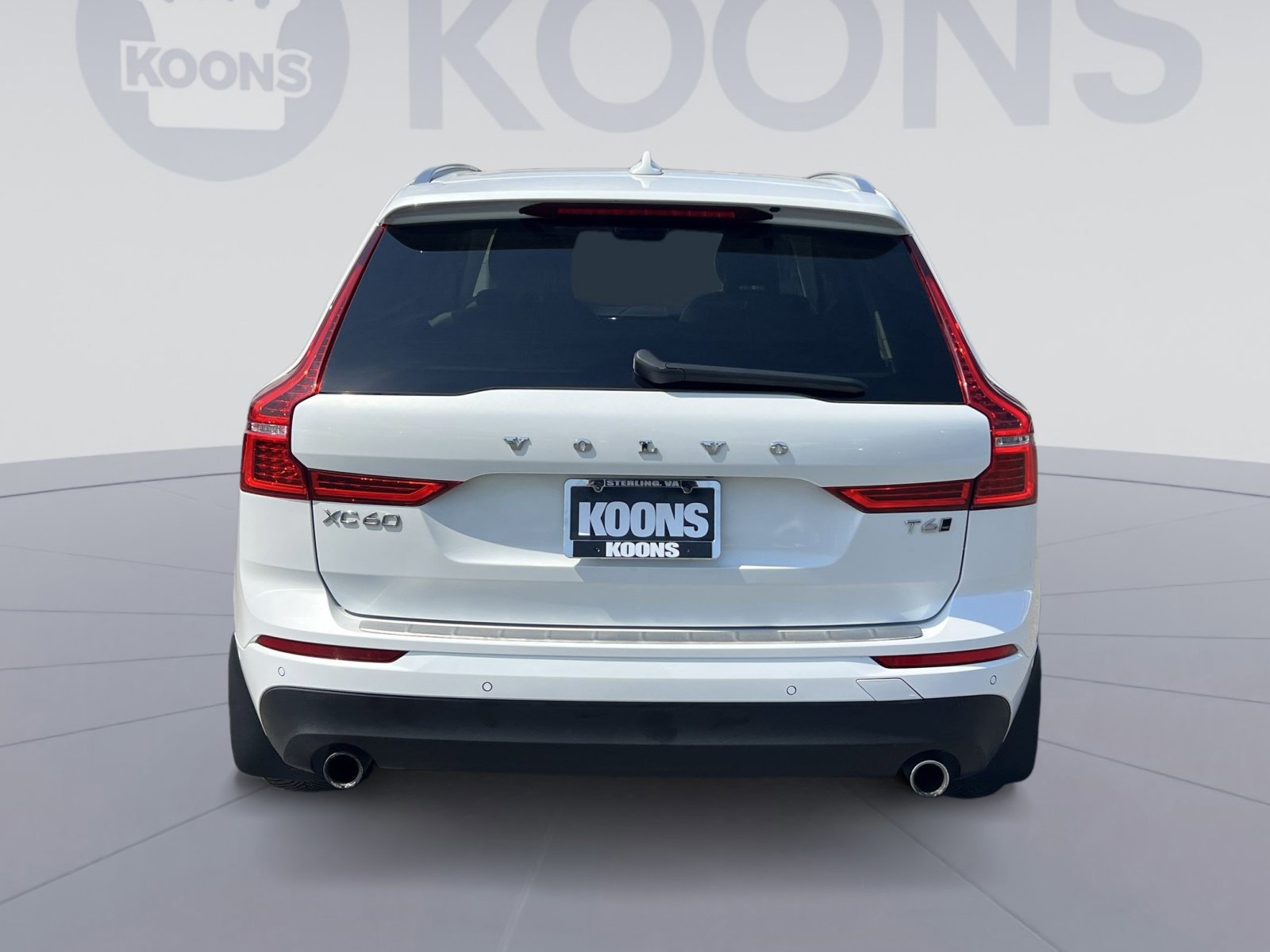 Used 2018 Volvo XC60 T6 Momentum image 4