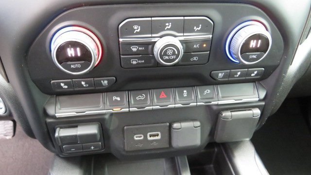 Used 2022 Chevrolet Silverado 3500 High Country image 15