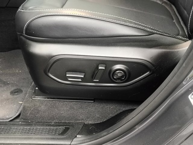 Used 2026 Jeep Grand Cherokee Limited AWD/4WD image 24
