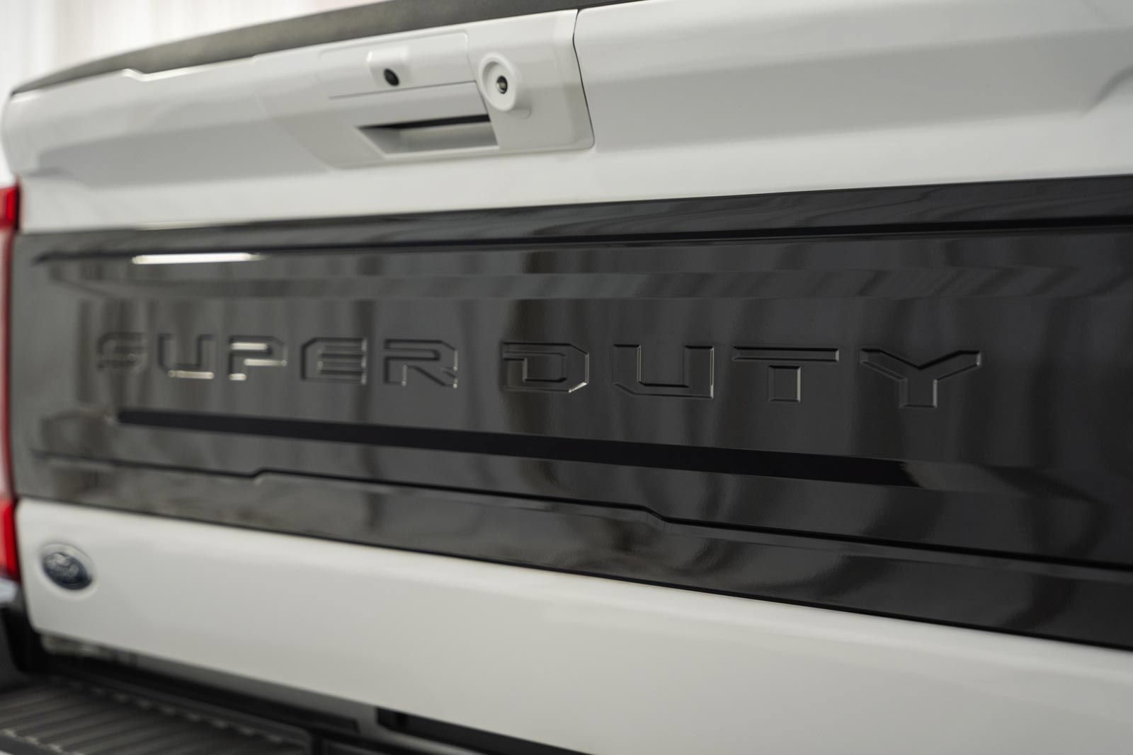 Certified 2026 Ford F250 Platinum AWD/4WD image 9