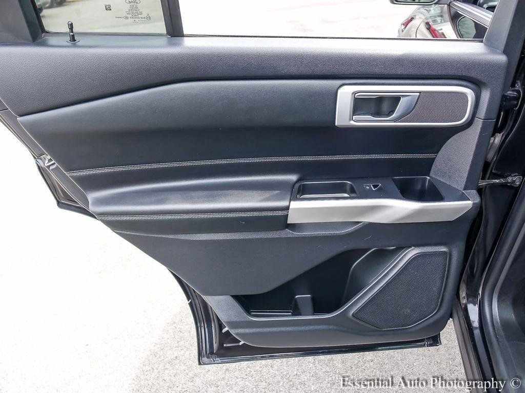 Certified 2022 Ford Explorer XLT w/ Equipment Group 202A image 23