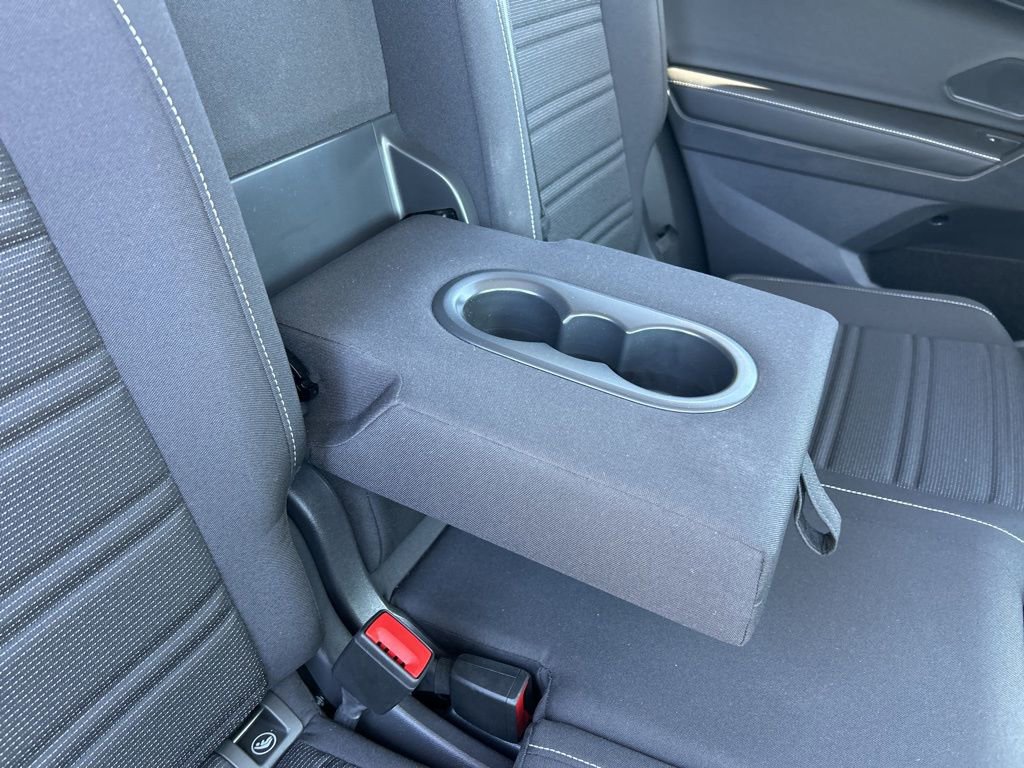 Used 2022 Volkswagen Tiguan S image 42