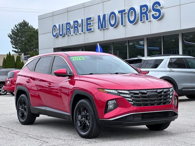 Used 2023 Hyundai Tucson SE AWD/4WD image 1