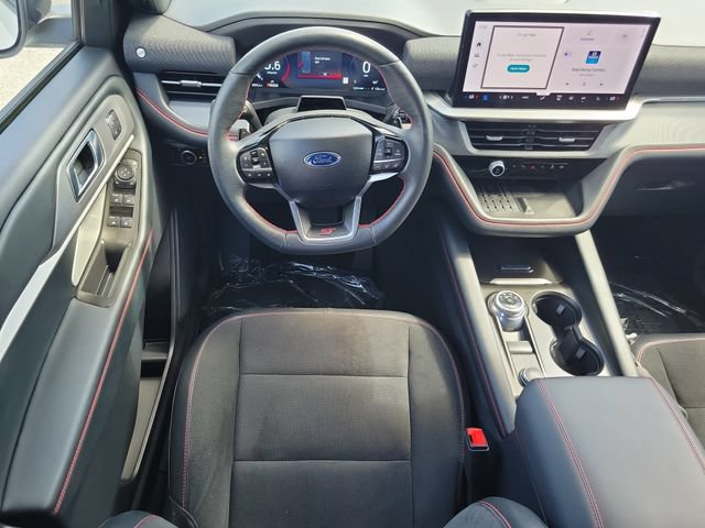 Certified 2025 Ford Explorer ST RWD image 16
