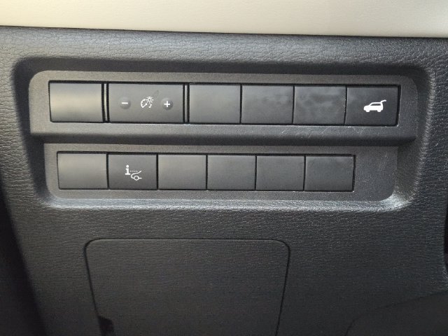 Used 2024 Mitsubishi Outlander SEL AWD/4WD image 21