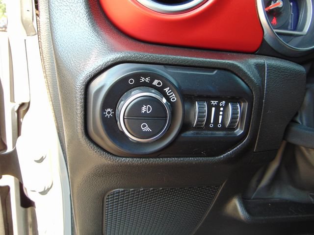 Used 2022 Jeep Gladiator Rubicon w/ Trailer Tow Package AWD/4WD image 19