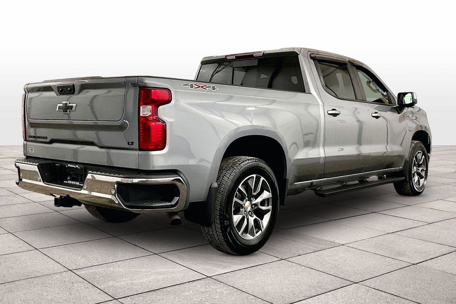 Used 2025 Chevrolet Silverado 1500 LT w/ Safety Package image 11