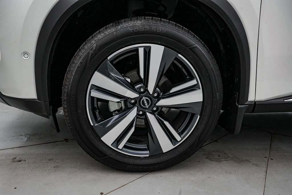 Used 2023 Nissan Rogue SL w/ SL Premium Package image 10