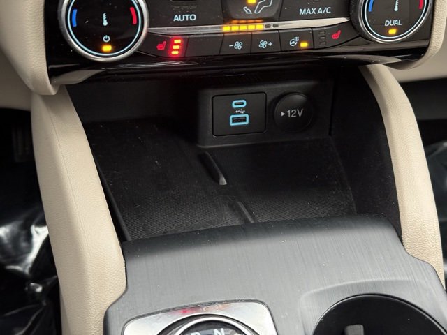 Certified 2022 Ford Escape SEL w/ Technology Package image 18