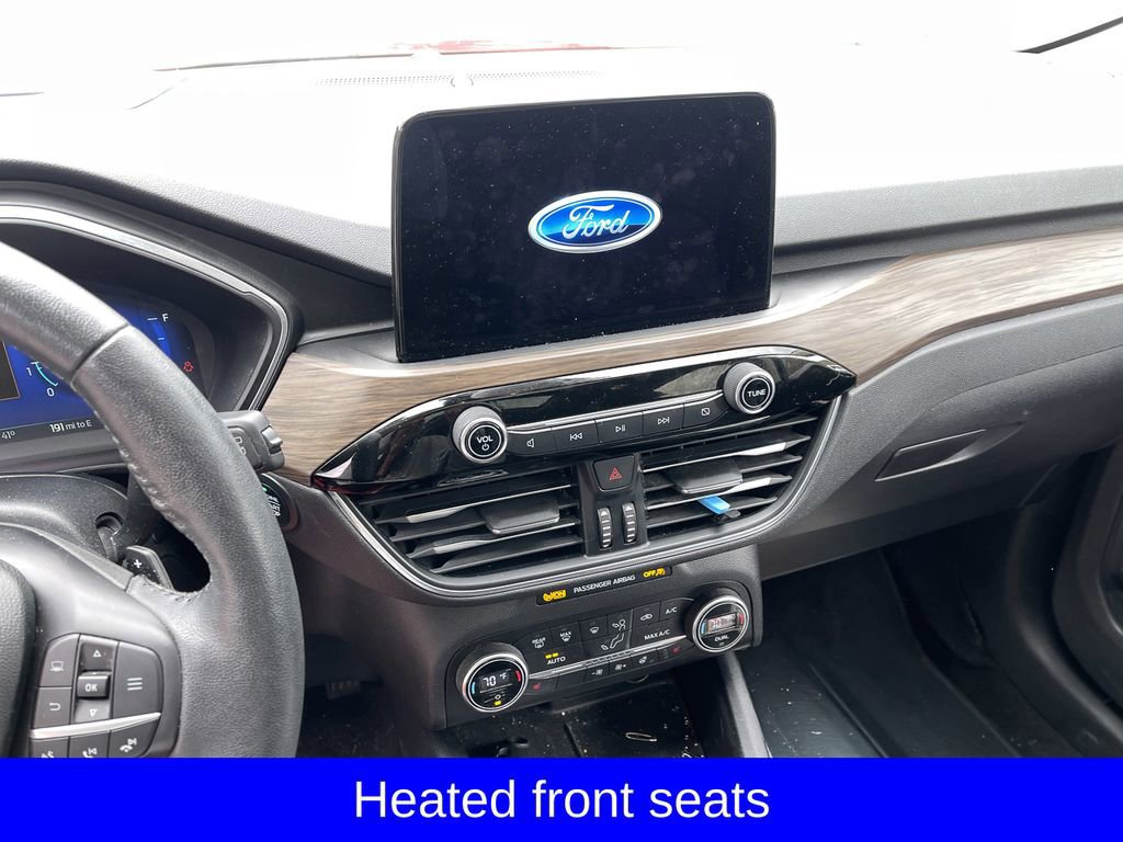 Certified 2020 Ford Escape Titanium AWD/4WD image 11