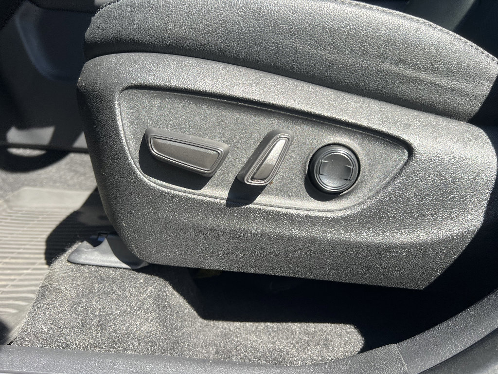 Used 2024 Toyota Grand Highlander AWD image 36