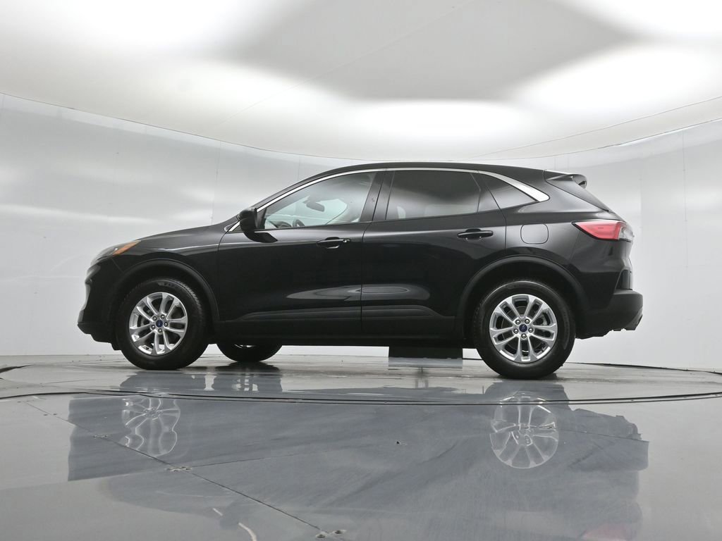 Certified 2021 Ford Escape SE image 24