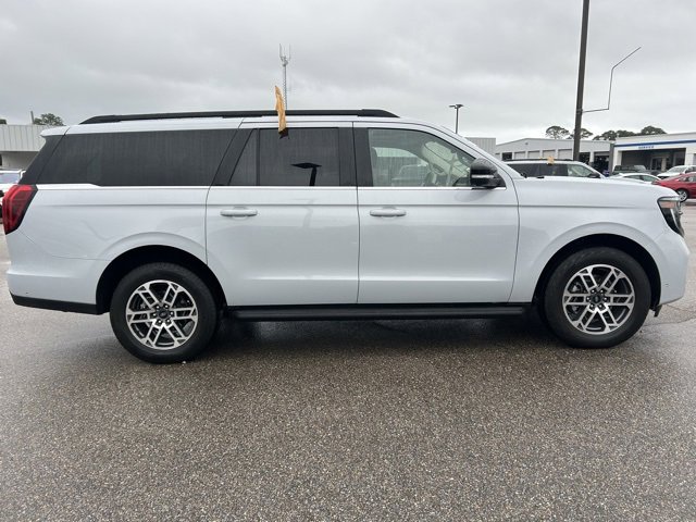 Certified 2025 Ford Expedition Max Active image 10