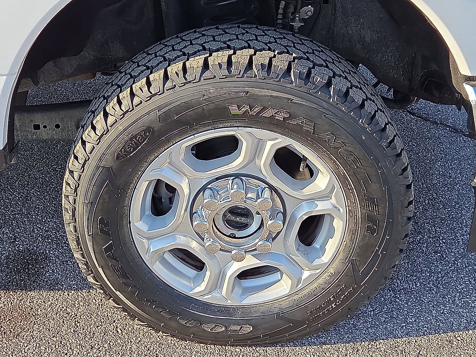 Certified 2025 Ford F250 XLT image 7