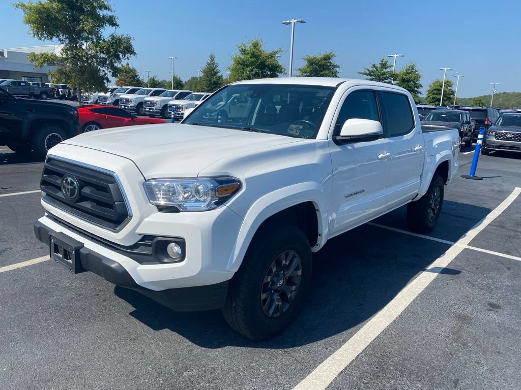 Used 2023 Toyota Tacoma SR5 w/ Technology Package AWD/4WD image 3