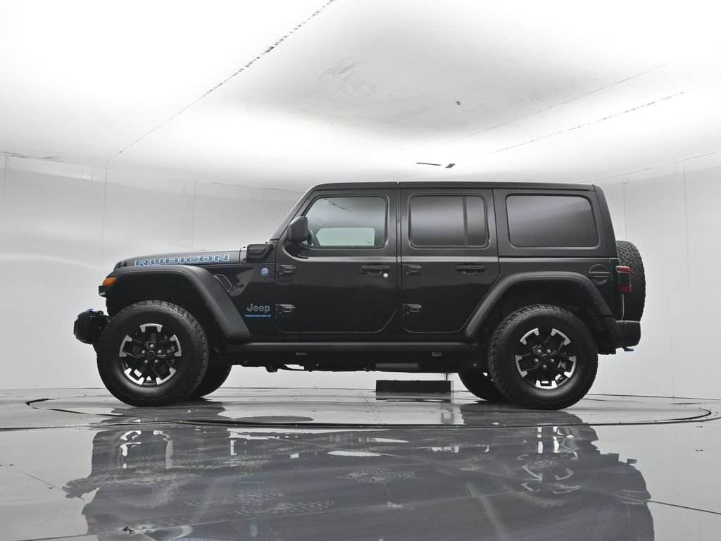 Used 2024 Jeep Wrangler Unlimited Rubicon 4xe w/ Technology Group AWD/4WD image 52