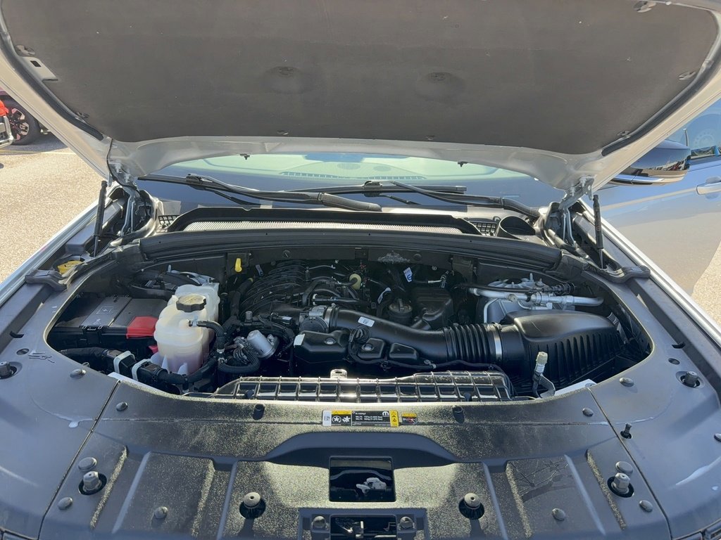 Used 2023 Jeep Grand Cherokee L Limited w/ Luxury Tech Group II image 40