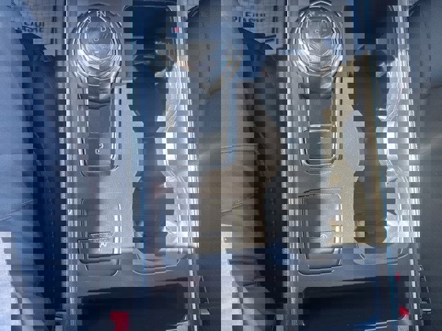 Certified 2023 Ford Edge ST-Line w/ Class II Trailer Tow Package image 21