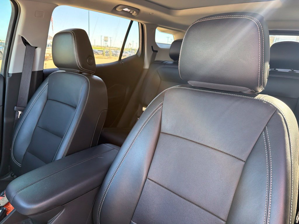 Used 2022 GMC Terrain SLT w/ Elevation Edition FWD image 26