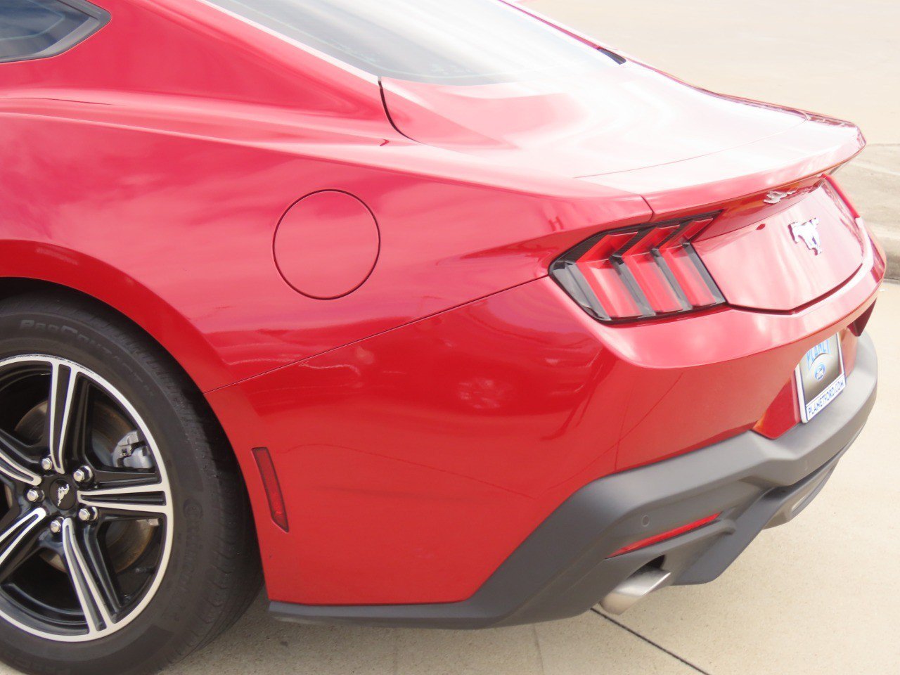 Certified 2024 Ford Mustang Coupe RWD image 14