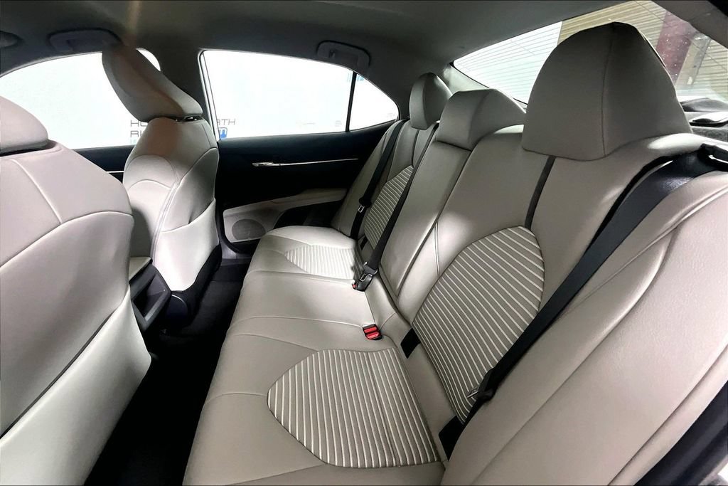 Used 2024 Toyota Camry SE FWD image 21