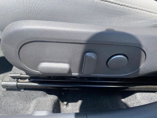 Used 2025 Hyundai Kona SEL FWD image 15