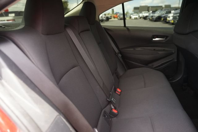 Used 2021 Toyota Corolla LE FWD image 16