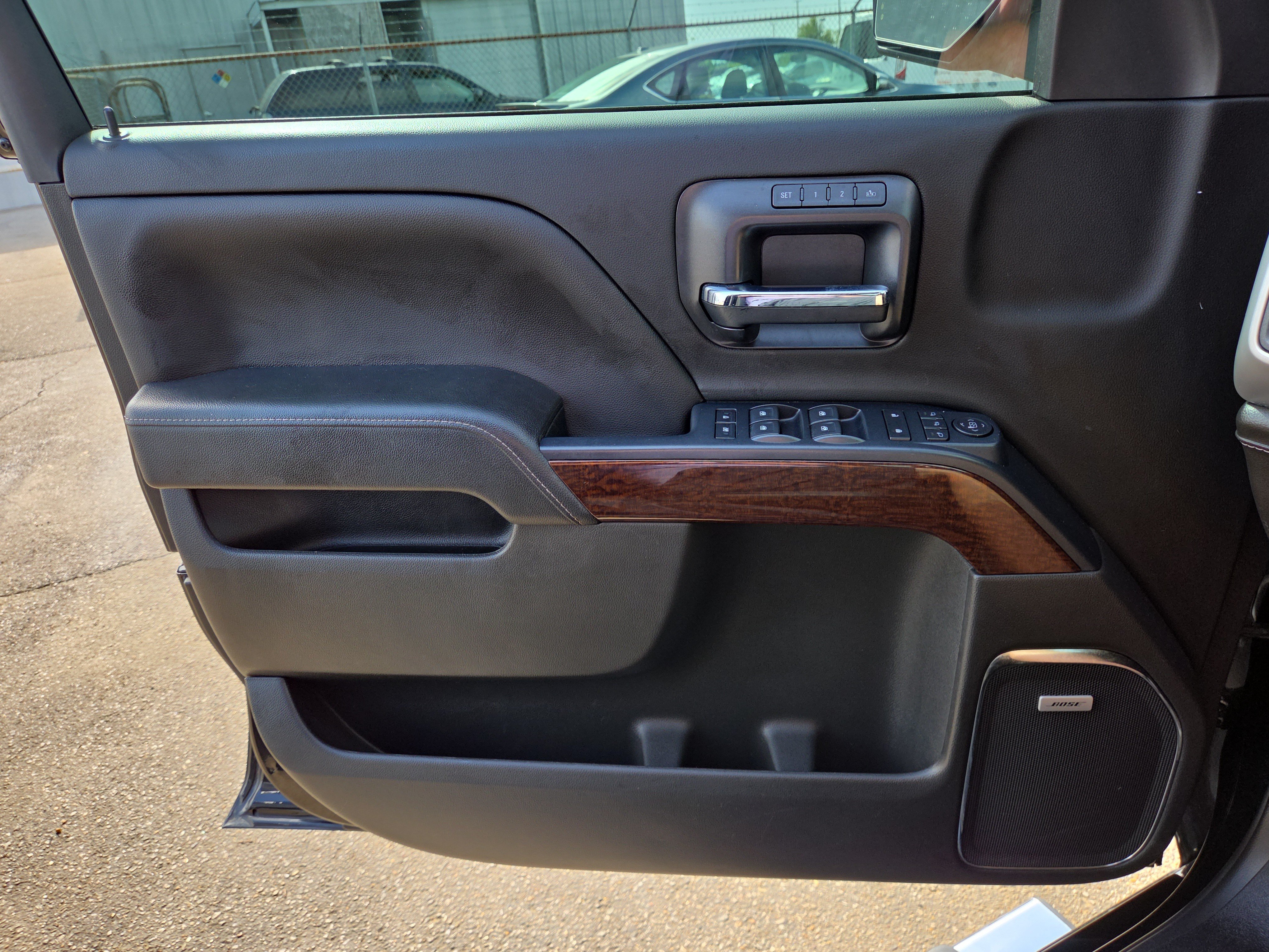 Used 2018 GMC Sierra 1500 SLT AWD/4WD image 18