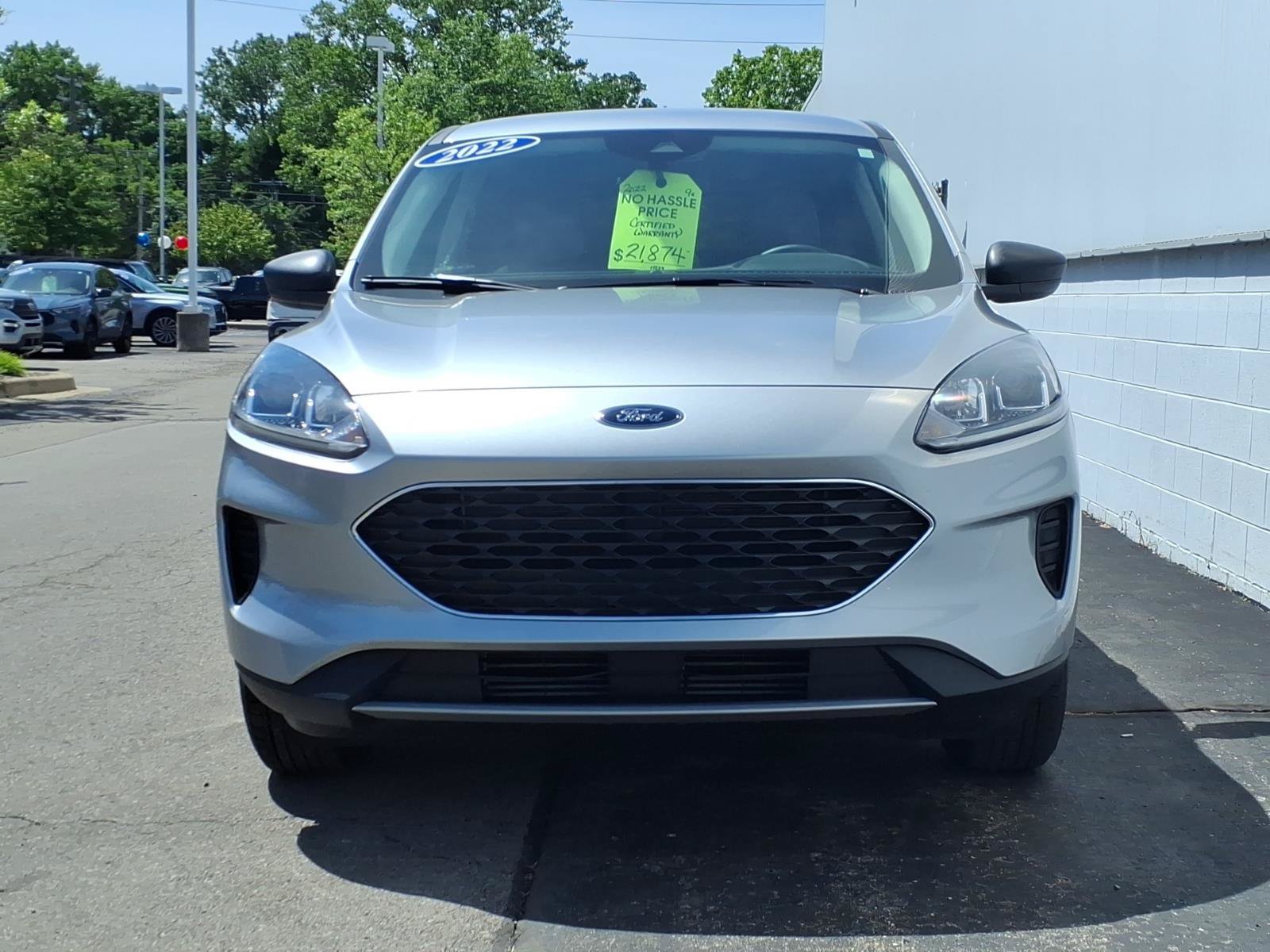 Certified 2022 Ford Escape SE w/ Convenience Package AWD/4WD image 2