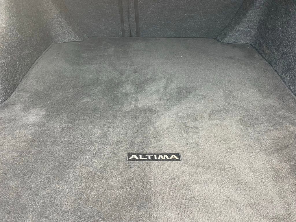 Used 2024 Nissan Altima 2.5 SV image 10