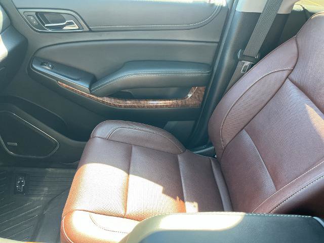 Used 2020 Chevrolet Suburban Premier w/ Premier Plus Edition AWD/4WD image 22
