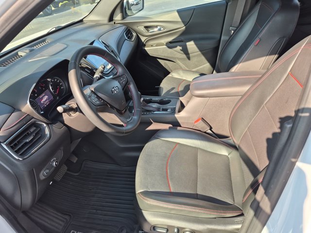 Used 2023 Chevrolet Equinox RS w/ RS Leather Package FWD image 16