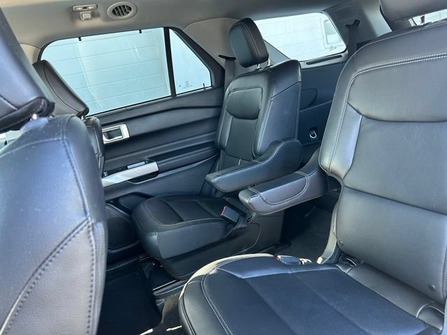 Certified 2023 Ford Explorer Limited w/ Limited Technology Package AWD/4WD image 9