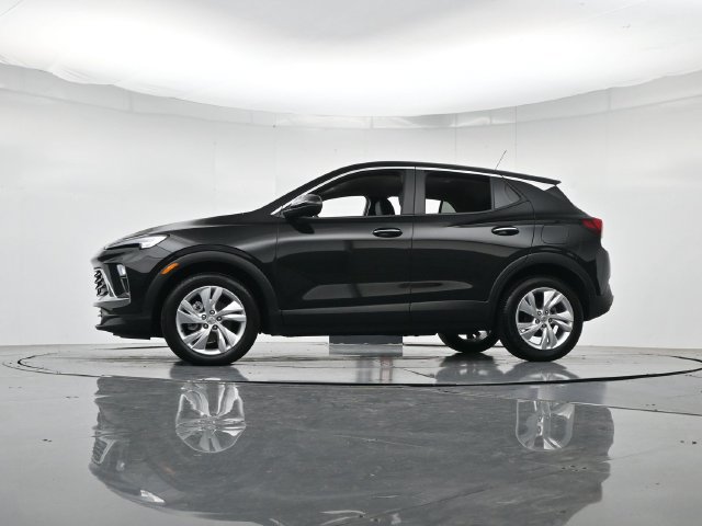 Used 2025 Buick Encore GX Preferred FWD image 38