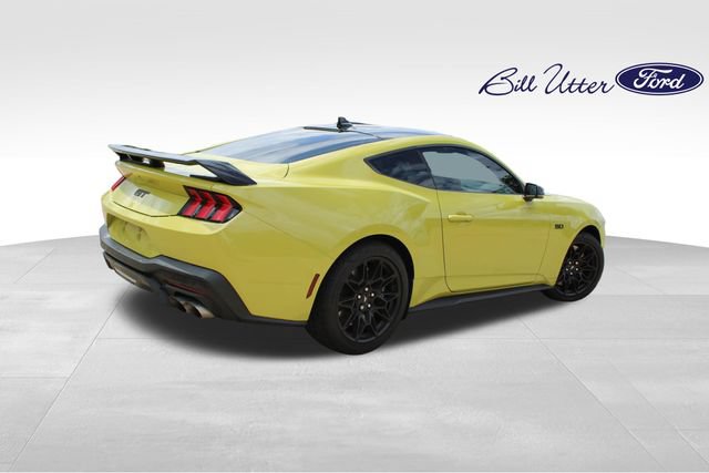 Certified 2025 Ford Mustang GT Premium w/ GT Performance Package RWD image 5