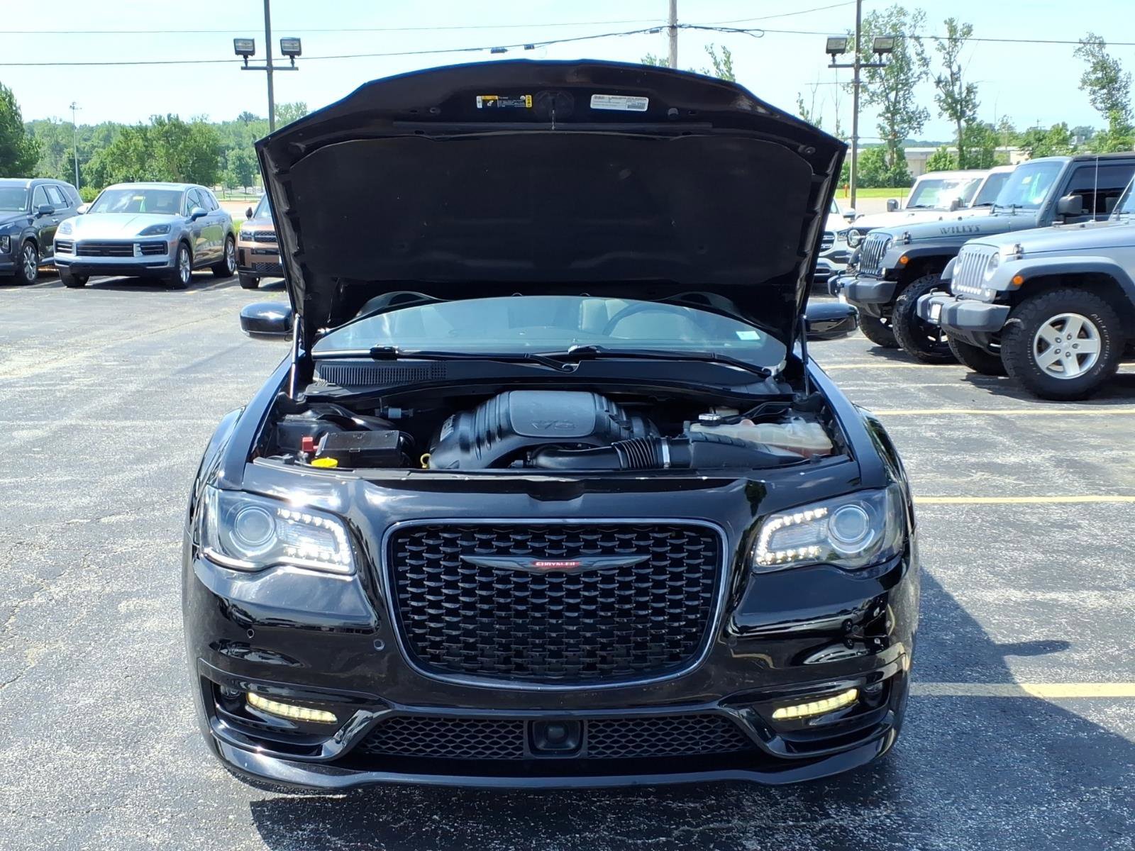 Used 2021 Chrysler 300 S w/ S Model Appearance Package RWD image 33