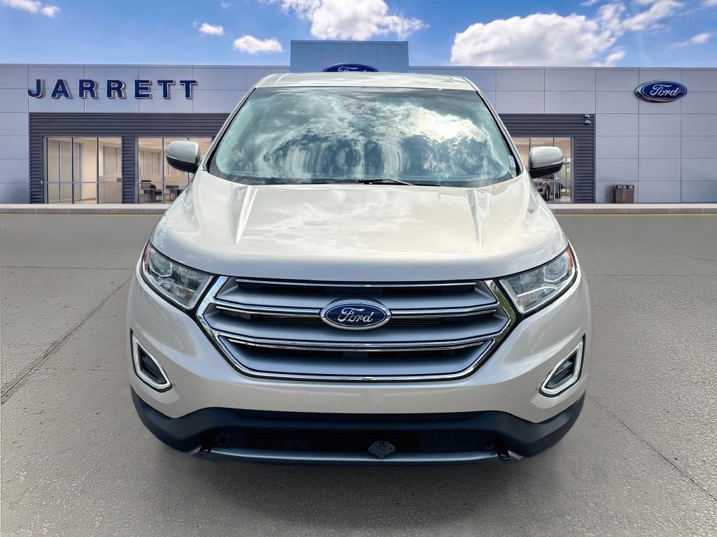Certified 2018 Ford Edge SEL w/ Ford Safe & Smart Package FWD image 2