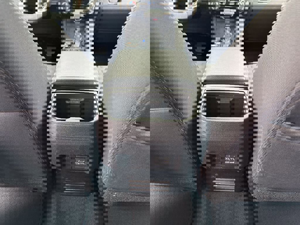 Used 2024 Toyota Tacoma TRD Off-Road AWD/4WD image 33