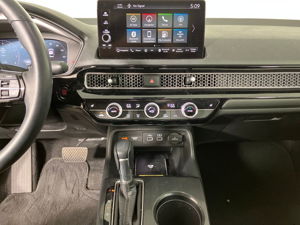 Used 2023 Honda Civic Touring image 28