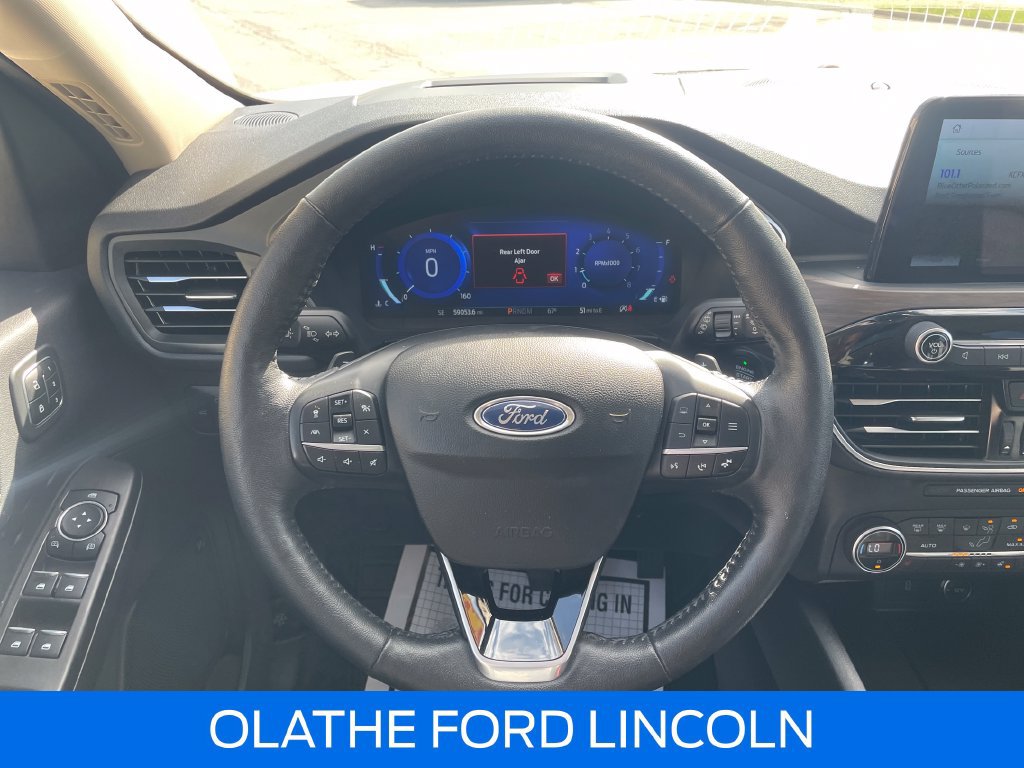 Certified 2020 Ford Escape Titanium AWD/4WD image 23