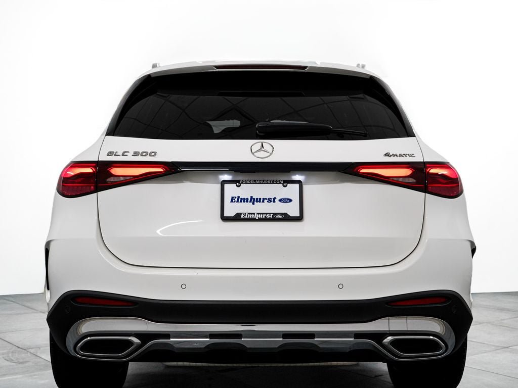 Used 2024 Mercedes-Benz GLC 300 4MATIC w/ AMG Line image 6