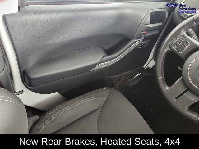 Used 2017 Jeep Wrangler Sahara w/ Connectivity Group image 30