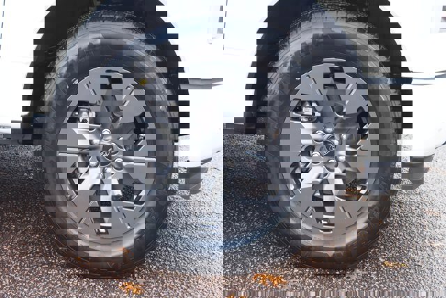 Certified 2025 Ford F150 Lightning Flash image 10