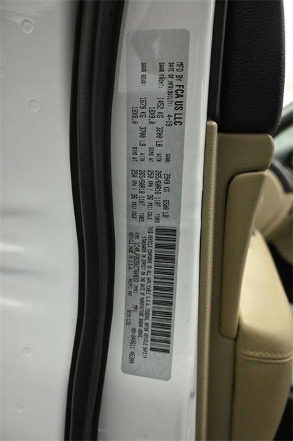 Used 2019 Jeep Grand Cherokee Limited image 48